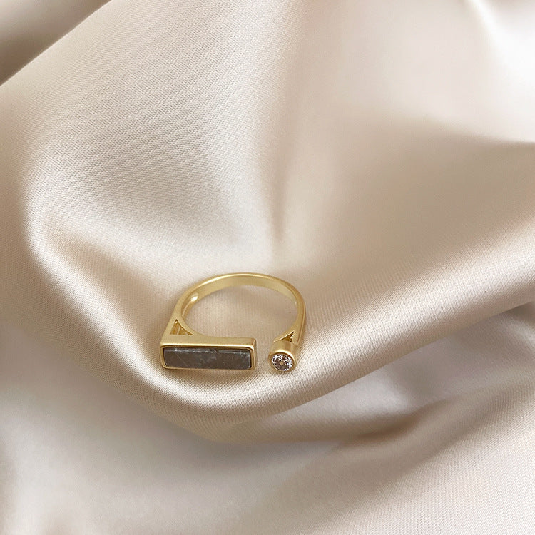 Vintage Zircon Marble Ring
