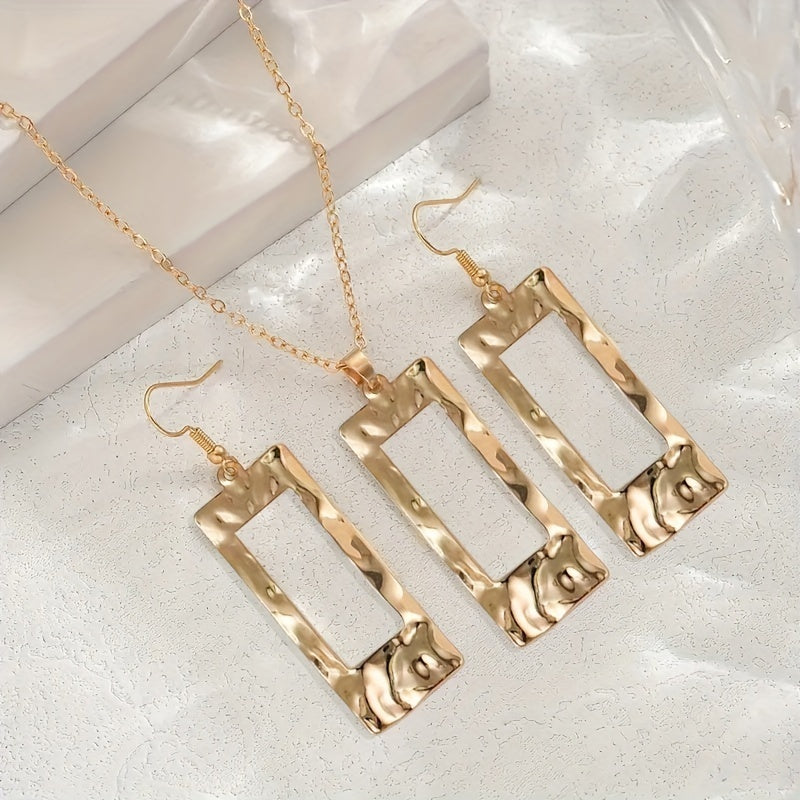 Lxalry Gold-Toned Geometric Jewelry Set